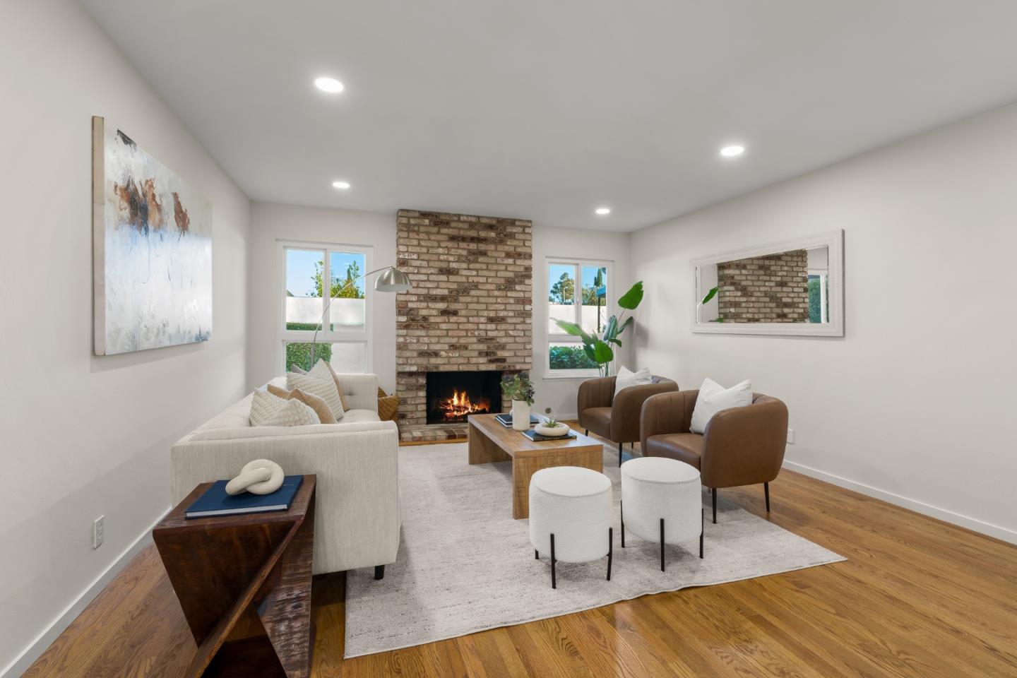 Detail Gallery Image 14 of 49 For 1494 Valcartier Dr, Sunnyvale,  CA 94087 - 4 Beds | 2/1 Baths