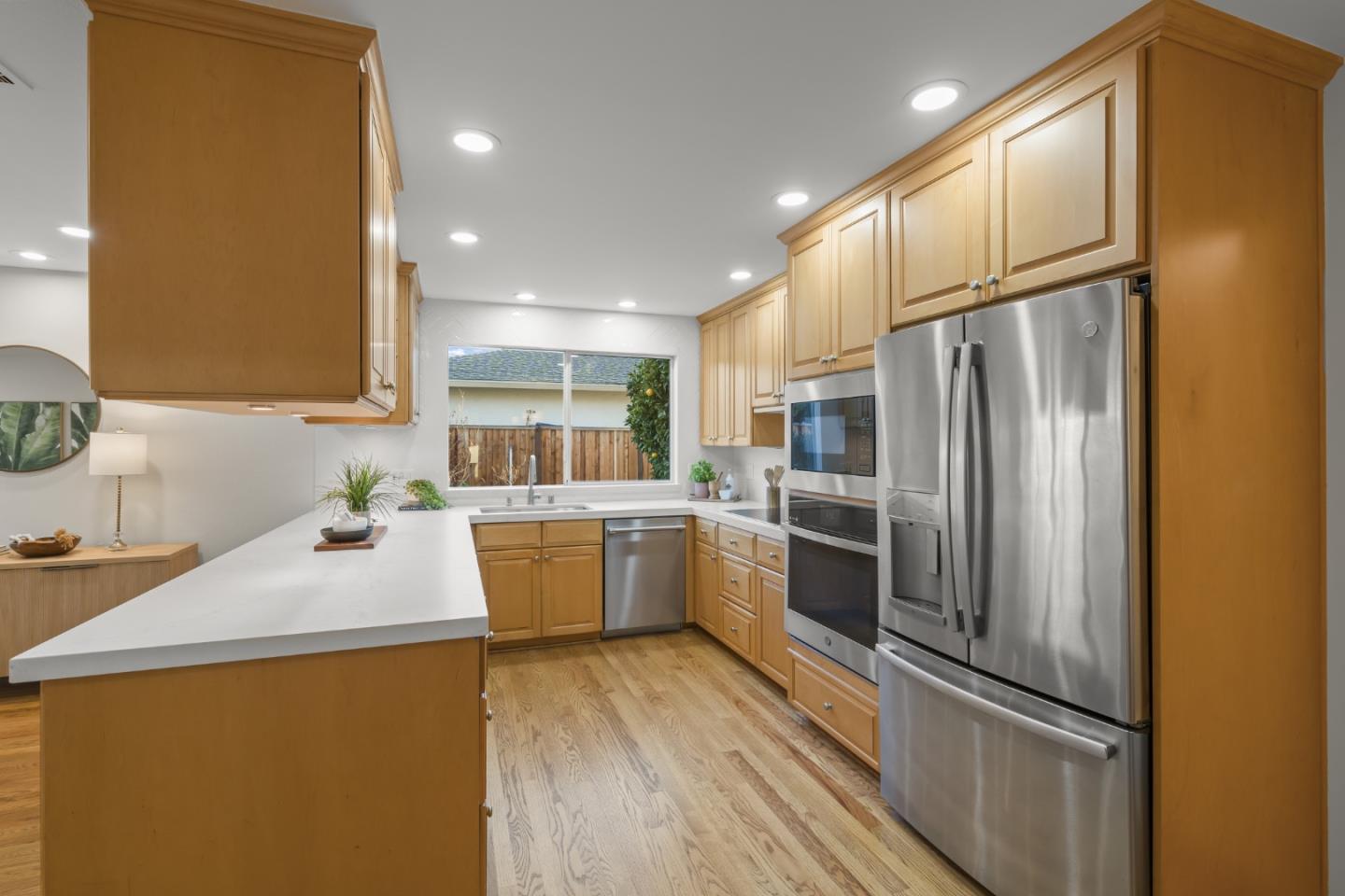 Detail Gallery Image 18 of 49 For 1494 Valcartier Dr, Sunnyvale,  CA 94087 - 4 Beds | 2/1 Baths