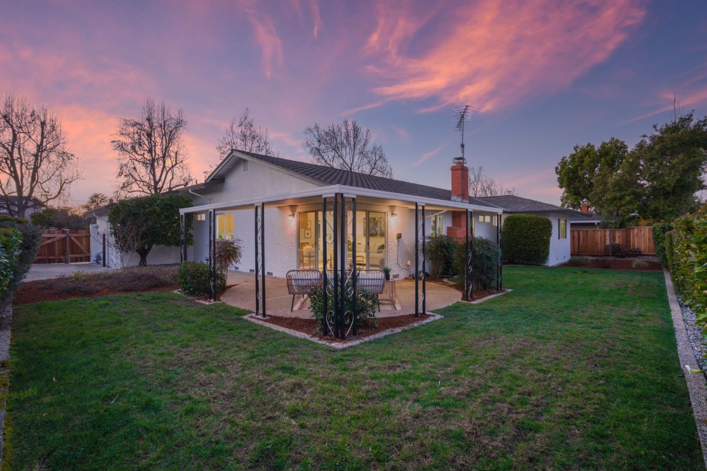 Detail Gallery Image 44 of 49 For 1494 Valcartier Dr, Sunnyvale,  CA 94087 - 4 Beds | 2/1 Baths