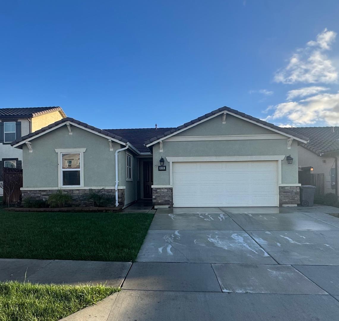 810 Capitola Drive, Hollister, CA, 95023