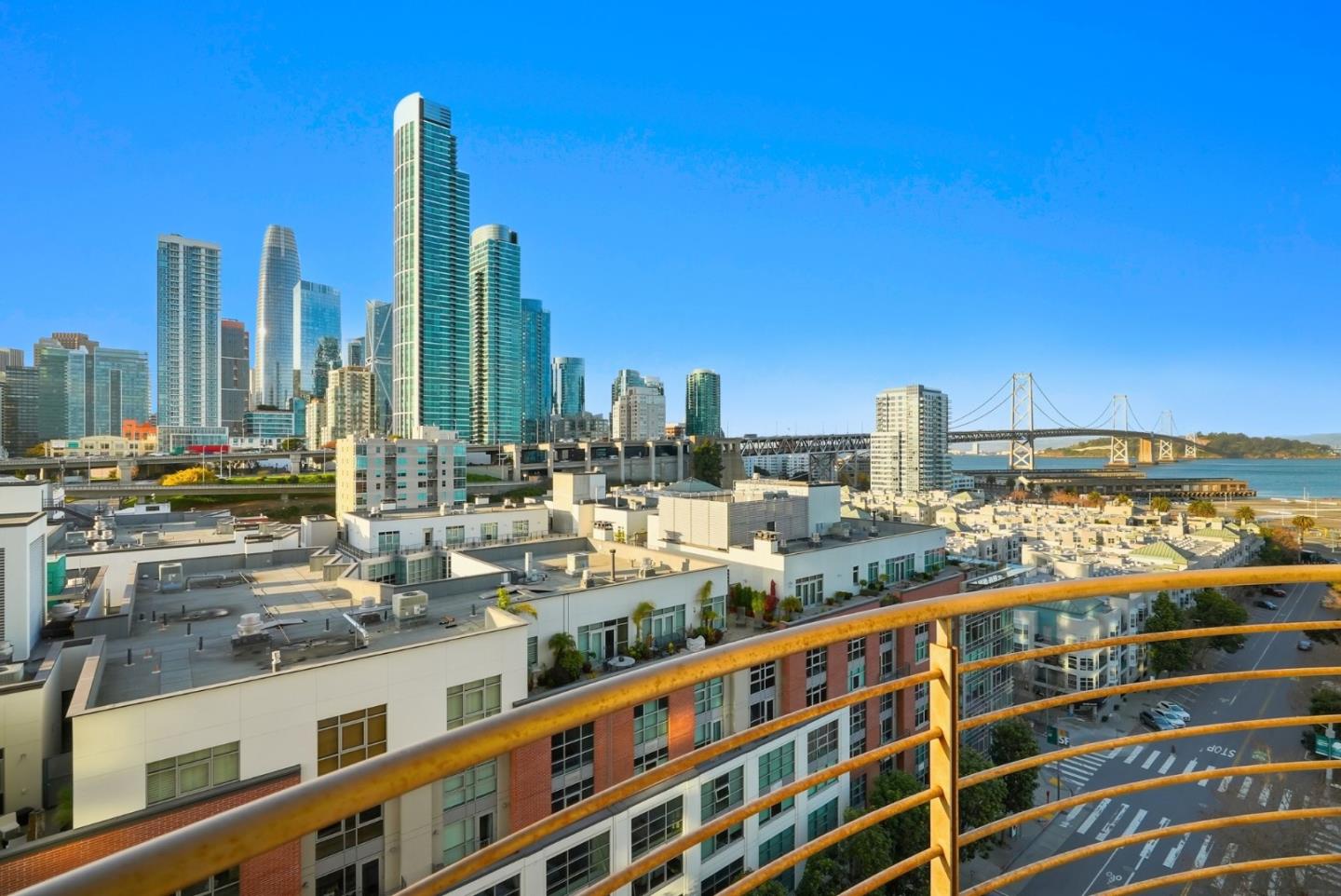 Detail Gallery Image 25 of 68 For 219 Brannan St 12b,  San Francisco,  CA 94107 - 1 Beds | 1 Baths