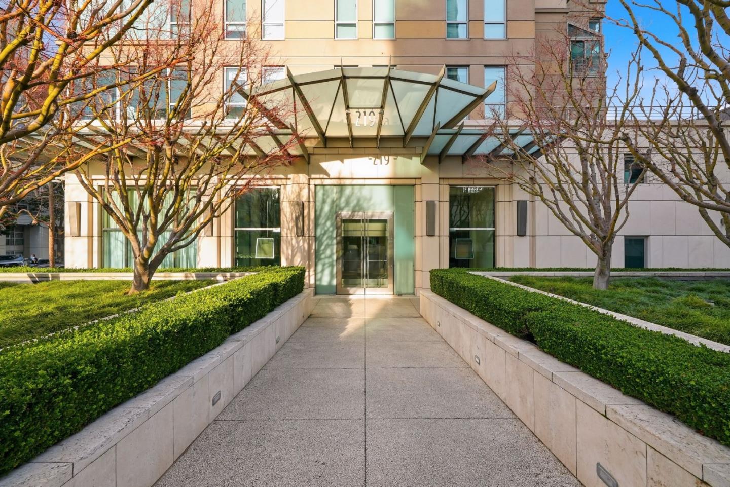 Detail Gallery Image 6 of 68 For 219 Brannan St 12b,  San Francisco,  CA 94107 - 1 Beds | 1 Baths