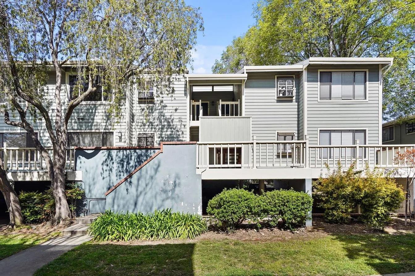 Detail Gallery Image 2 of 29 For 3517 Birchwood Ter #204,  Fremont,  CA 94536 - 2 Beds | 2 Baths