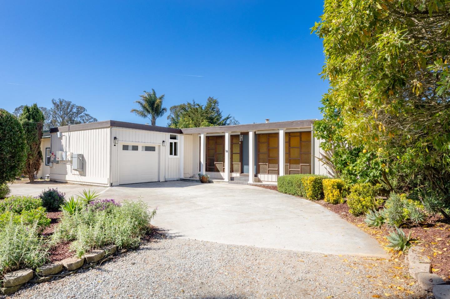 Front Image Thumbnail for ML82035229