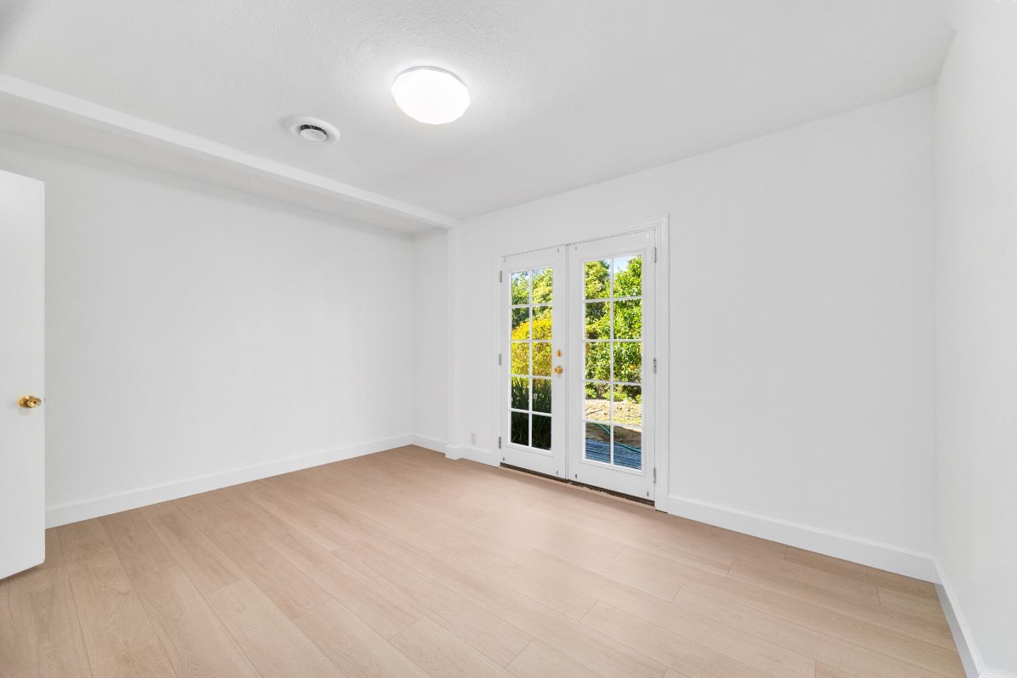 Detail Gallery Image 30 of 40 For 14 Morehouse Dr, Watsonville,  CA 95076 - 3 Beds | 2 Baths