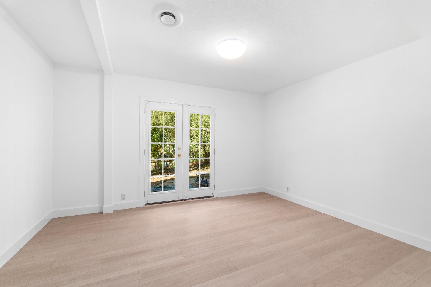 Detail Gallery Image 31 of 40 For 14 Morehouse Dr, Watsonville,  CA 95076 - 3 Beds | 2 Baths