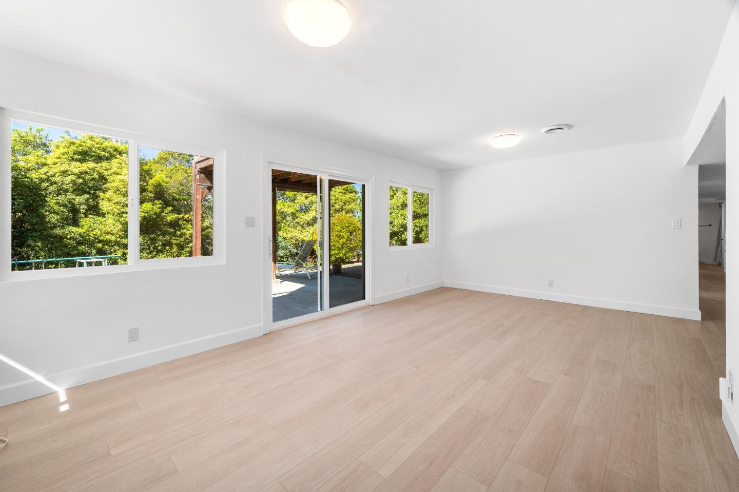 Detail Gallery Image 32 of 40 For 14 Morehouse Dr, Watsonville,  CA 95076 - 3 Beds | 2 Baths