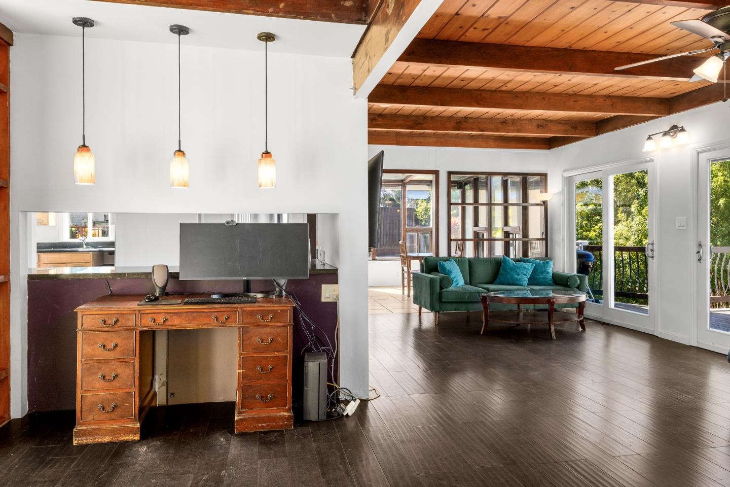 Detail Gallery Image 4 of 40 For 14 Morehouse Dr, Watsonville,  CA 95076 - 3 Beds | 2 Baths