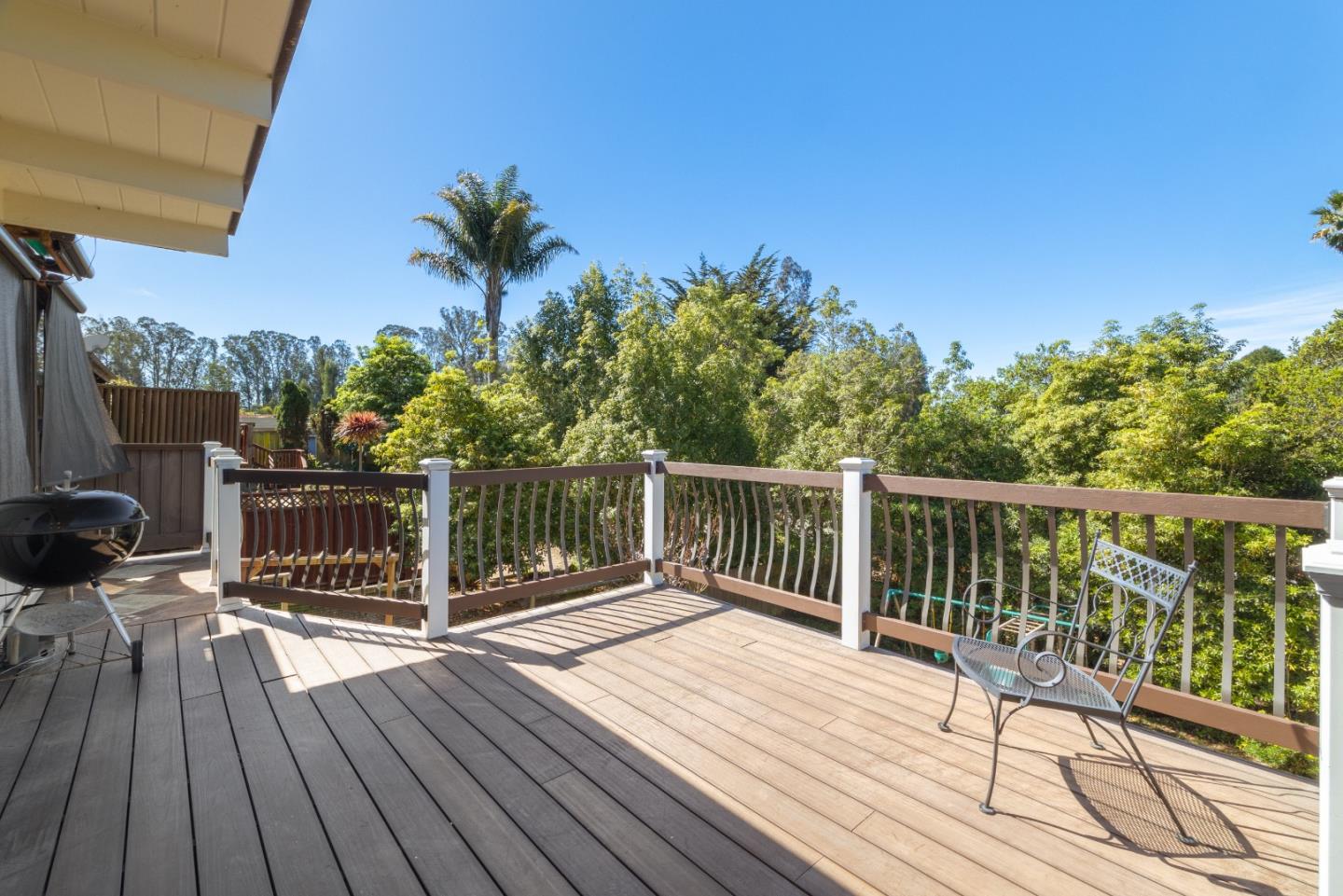 Detail Gallery Image 7 of 40 For 14 Morehouse Dr, Watsonville,  CA 95076 - 3 Beds | 2 Baths