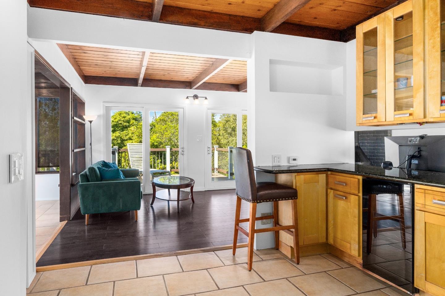 Detail Gallery Image 9 of 40 For 14 Morehouse Dr, Watsonville,  CA 95076 - 3 Beds | 2 Baths