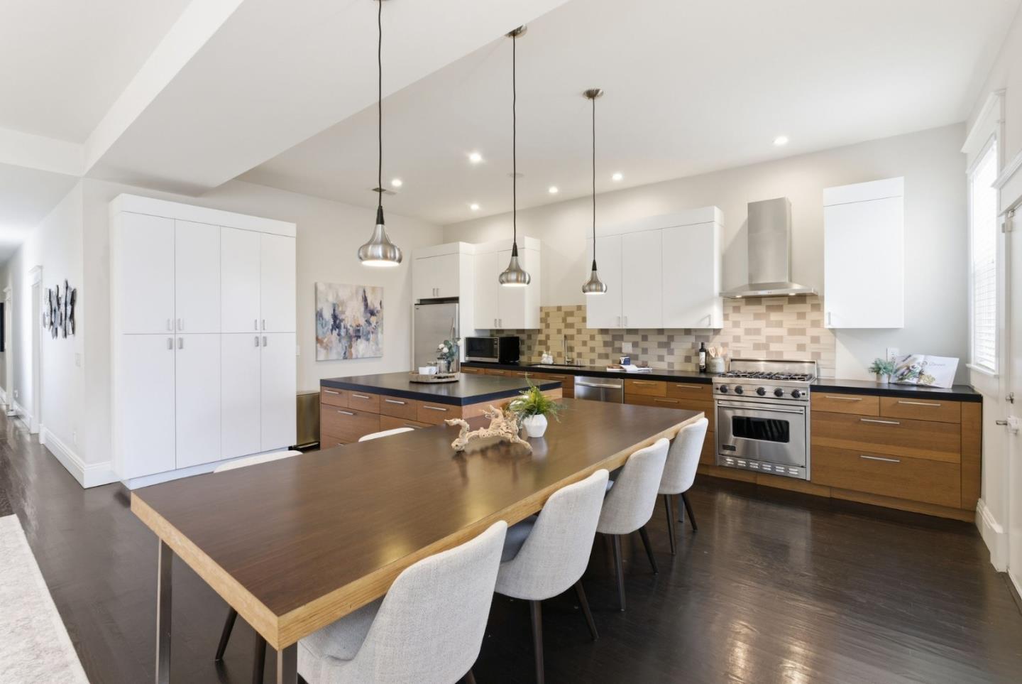 Detail Gallery Image 10 of 41 For 471 South Van Ness Ave, San Francisco,  CA 94103 - 4 Beds | 3 Baths