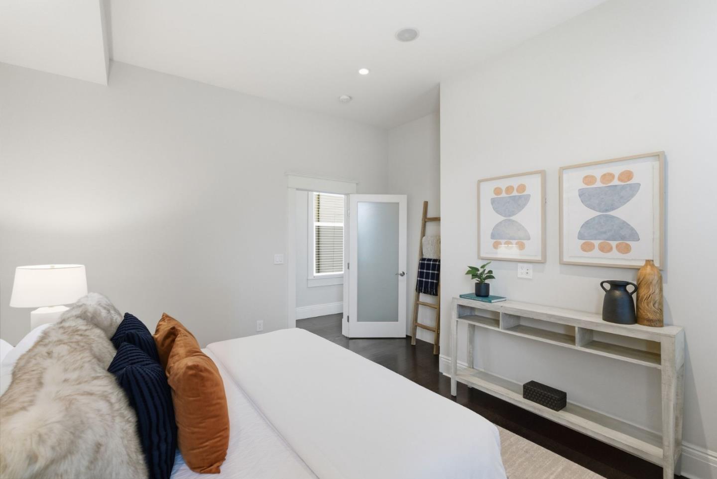 Detail Gallery Image 21 of 41 For 471 South Van Ness Ave, San Francisco,  CA 94103 - 4 Beds | 3 Baths