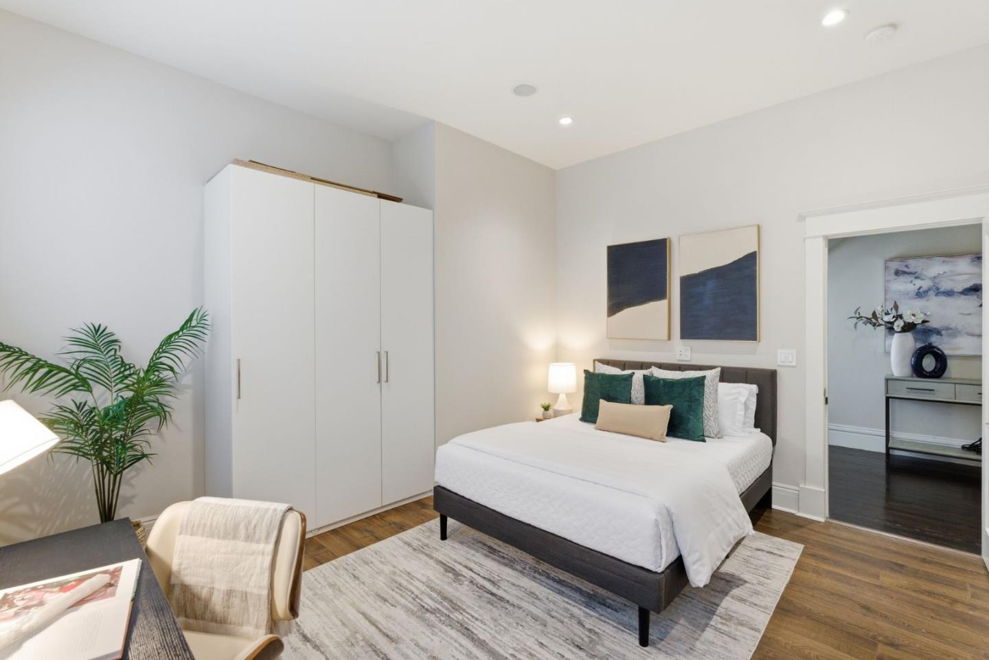 Detail Gallery Image 23 of 41 For 471 South Van Ness Ave, San Francisco,  CA 94103 - 4 Beds | 3 Baths