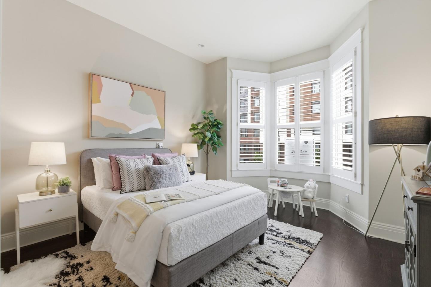 Detail Gallery Image 27 of 41 For 471 South Van Ness Ave, San Francisco,  CA 94103 - 4 Beds | 3 Baths