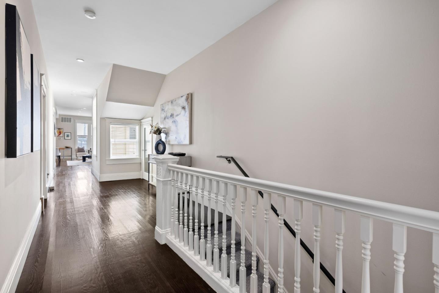 Detail Gallery Image 4 of 41 For 471 South Van Ness Ave, San Francisco,  CA 94103 - 4 Beds | 3 Baths