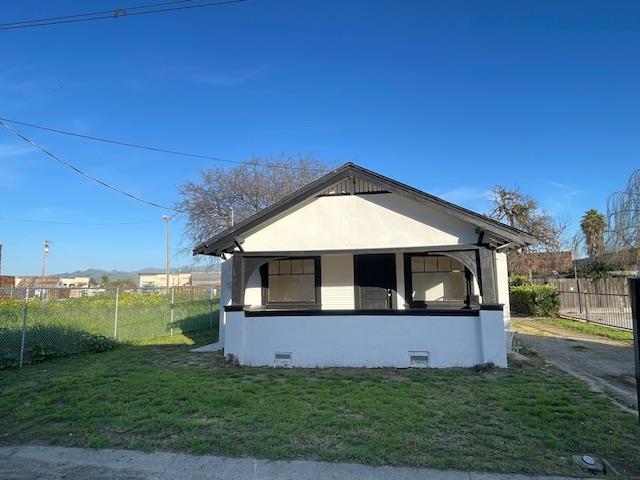 Detail Gallery Image 10 of 16 For 739 Pine Dr, Hollister,  CA 95023 - 2 Beds | 1 Baths