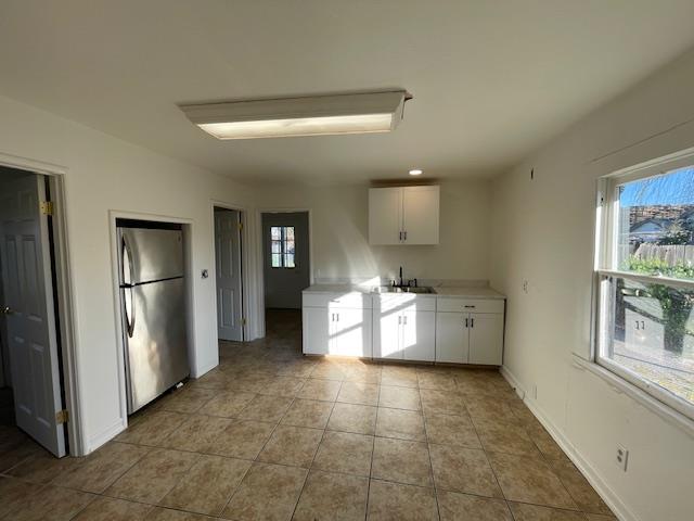 Detail Gallery Image 4 of 16 For 739 Pine Dr, Hollister,  CA 95023 - 2 Beds | 1 Baths