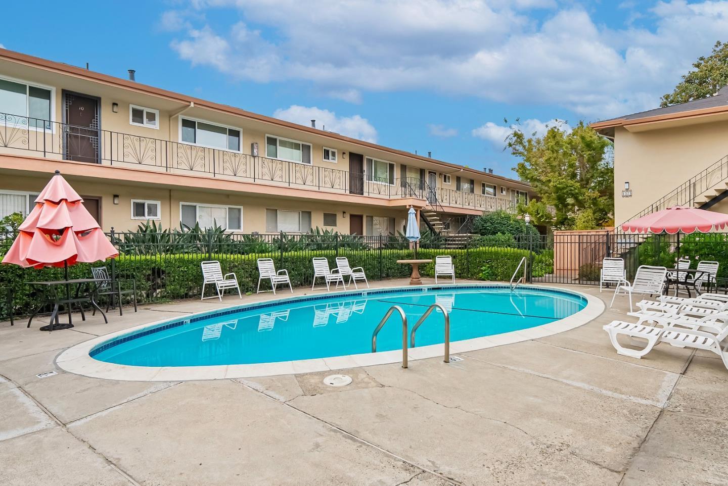 Detail Gallery Image 23 of 30 For 1369 Phelps Ave #9,  San Jose,  CA 95117 - 2 Beds | 1 Baths