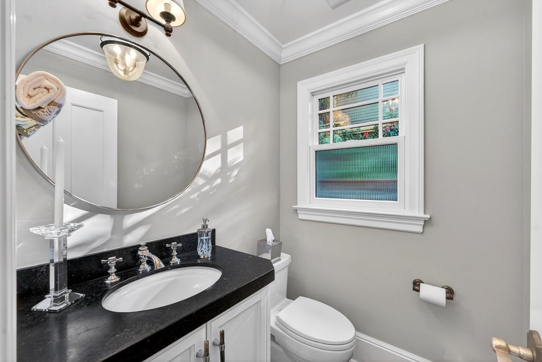 Detail Gallery Image 23 of 71 For 146 Tait Ave, Los Gatos,  CA 95030 - 5 Beds | 4/1 Baths