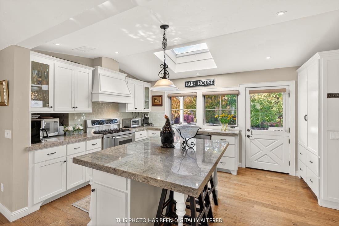 Detail Gallery Image 39 of 52 For 3970 Leavesley Rd, Gilroy,  CA 95020 - 7 Beds | 5/2 Baths