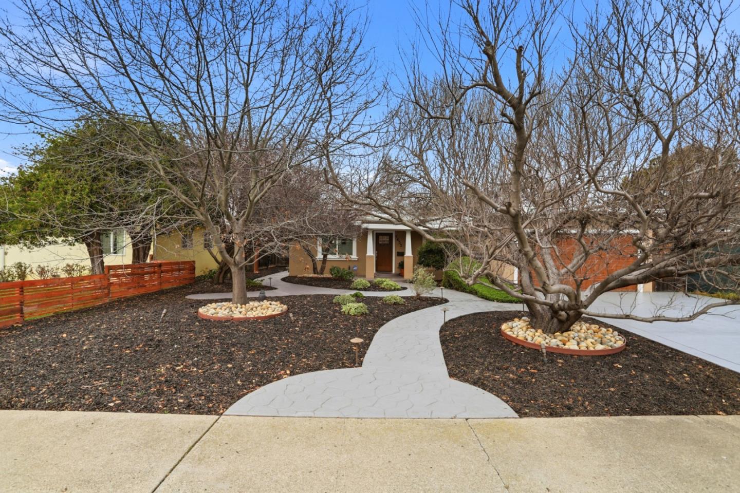 Detail Gallery Image 3 of 30 For 1435 Norman Ave, San Jose,  CA 95125 - 3 Beds | 2 Baths