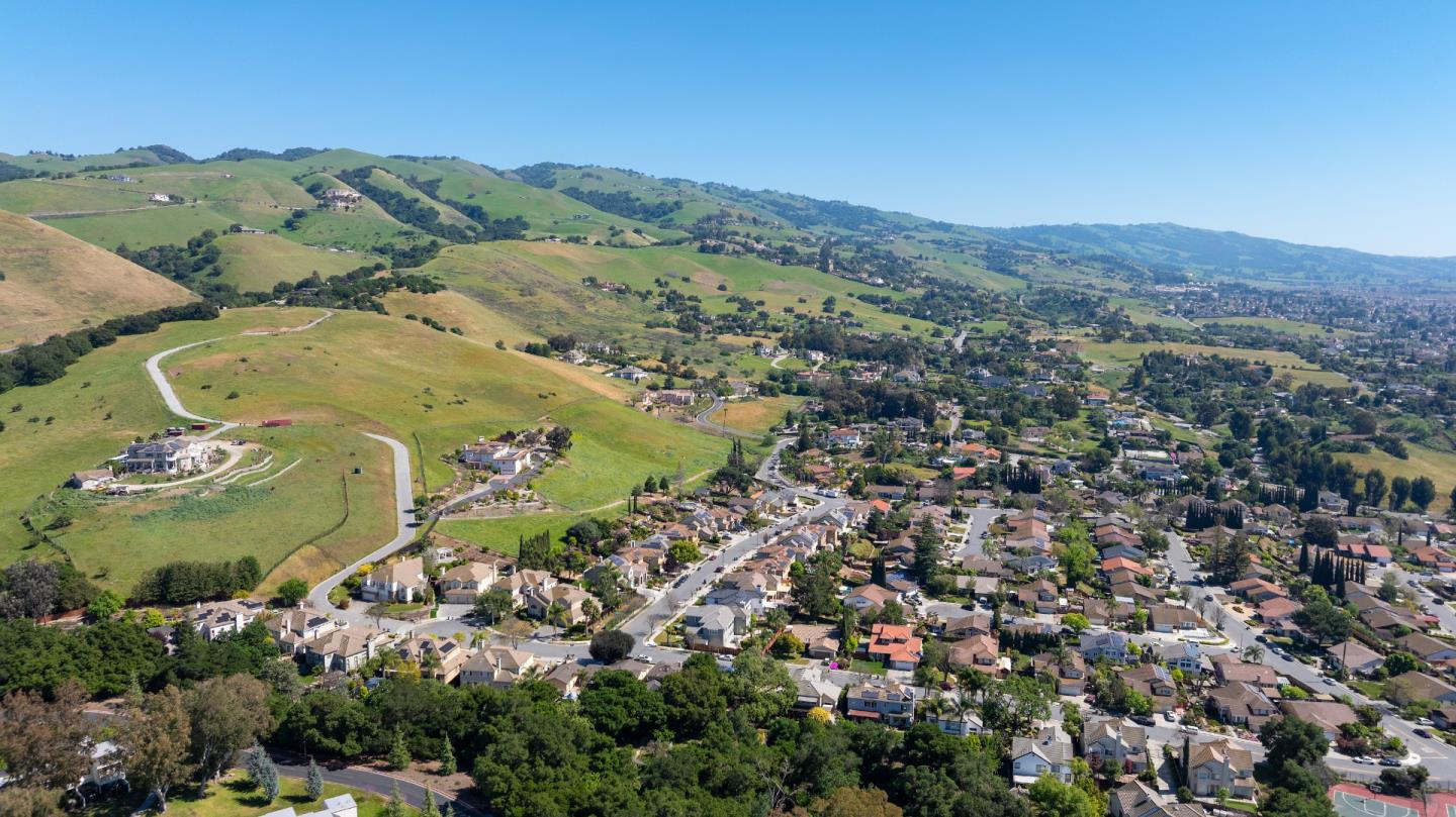 Detail Gallery Image 102 of 124 For 1710 Alder Creek Ct, San Jose,  CA 95148 - 4 Beds | 2/1 Baths