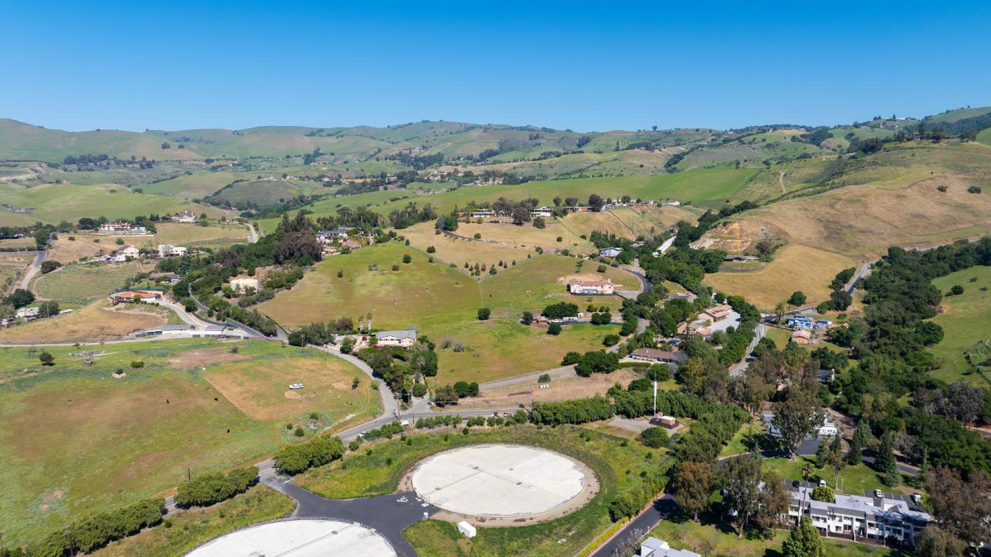 Detail Gallery Image 98 of 124 For 1710 Alder Creek Ct, San Jose,  CA 95148 - 4 Beds | 2/1 Baths