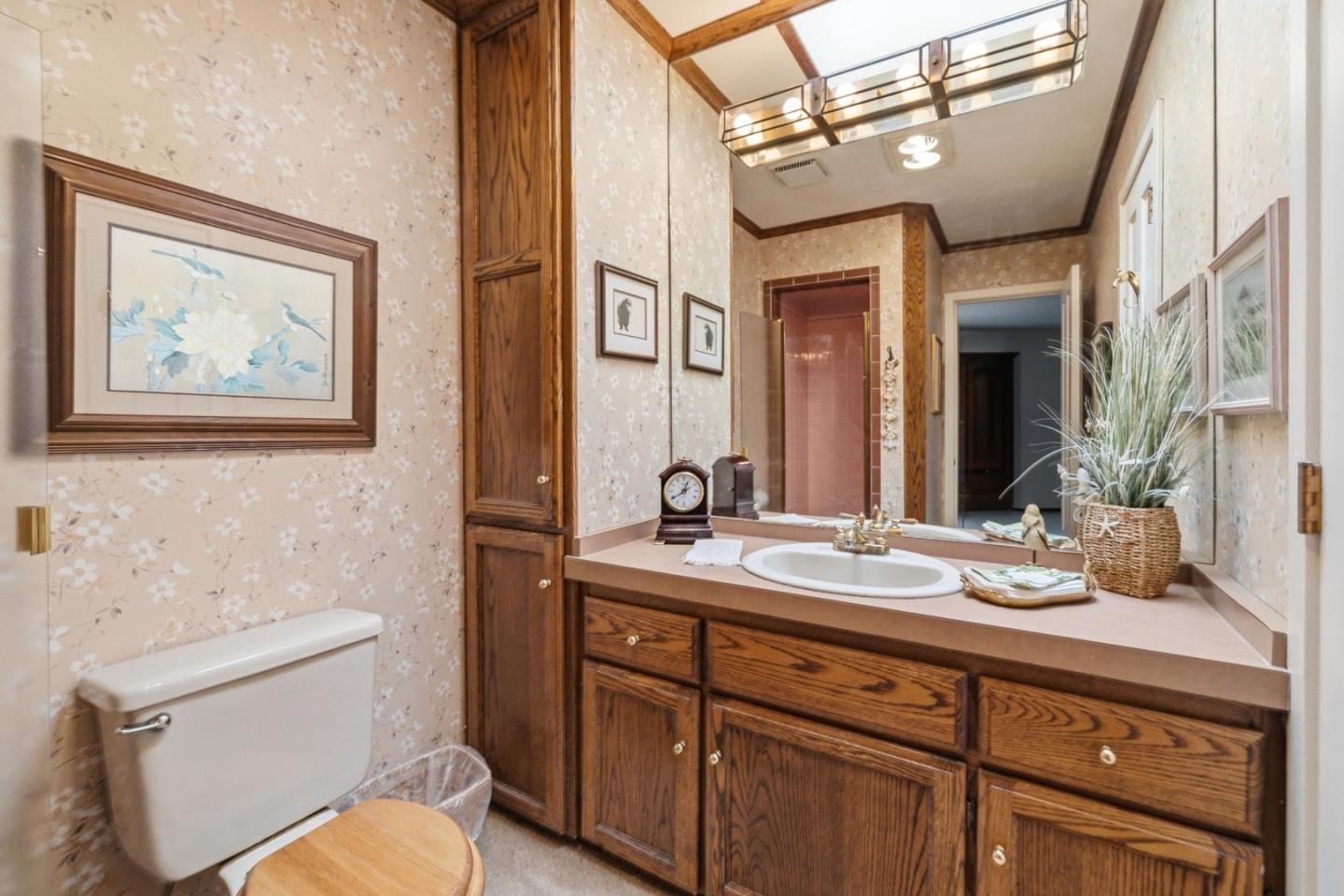 Detail Gallery Image 20 of 61 For 960 Graham Hill Rd, Santa Cruz,  CA 95060 - 2 Beds | 2 Baths