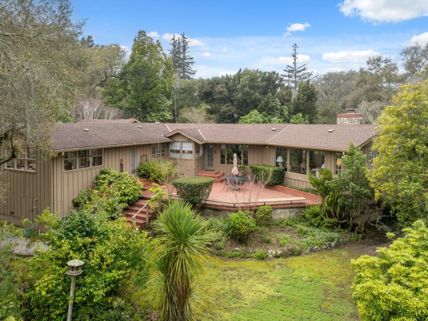 Detail Gallery Image 24 of 61 For 960 Graham Hill Rd, Santa Cruz,  CA 95060 - 2 Beds | 2 Baths