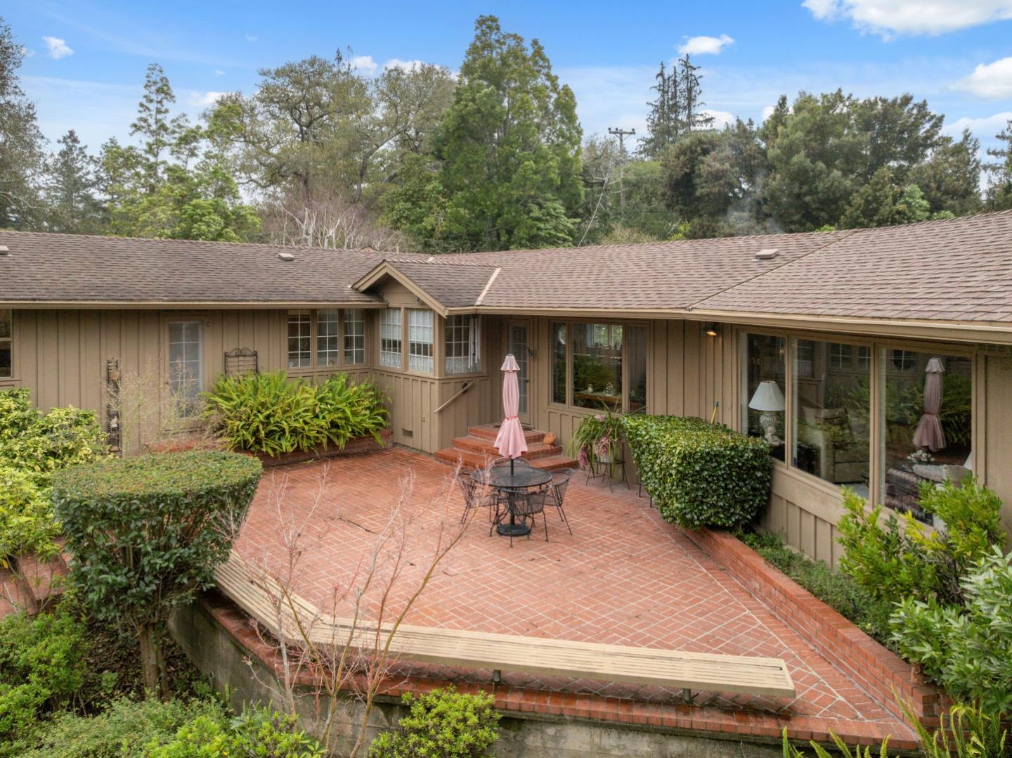 Detail Gallery Image 29 of 61 For 960 Graham Hill Rd, Santa Cruz,  CA 95060 - 2 Beds | 2 Baths