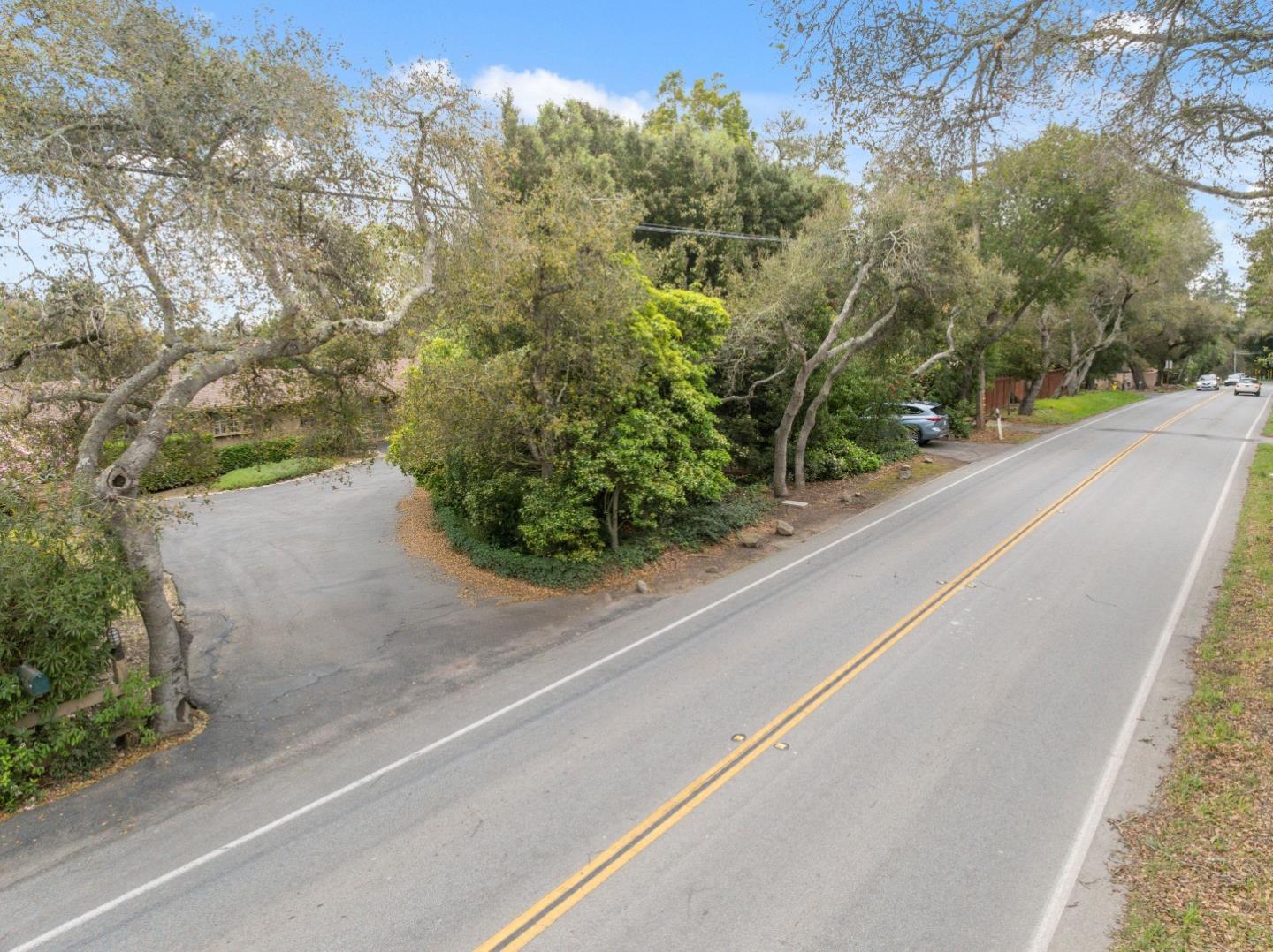 Detail Gallery Image 34 of 61 For 960 Graham Hill Rd, Santa Cruz,  CA 95060 - 2 Beds | 2 Baths