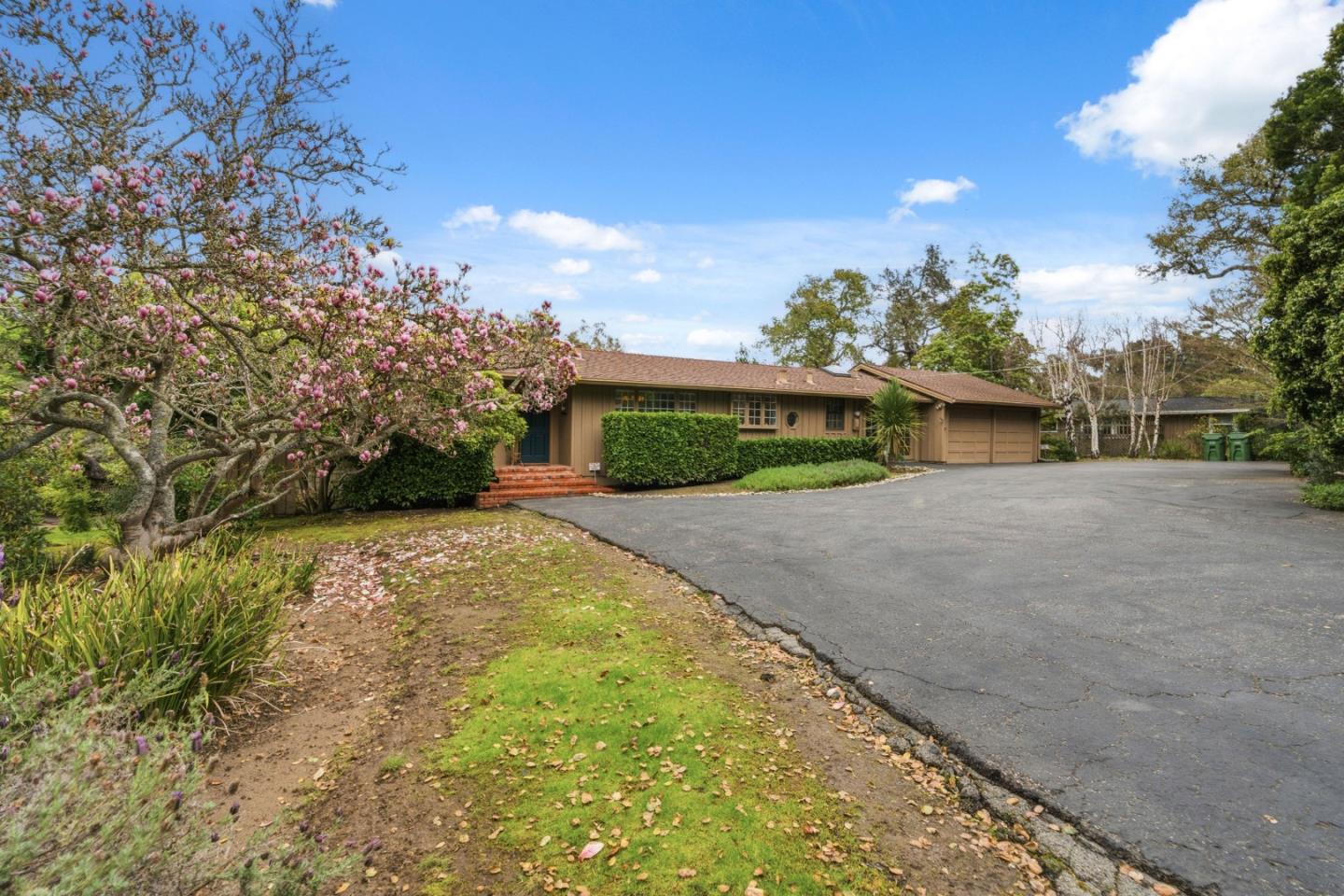 Detail Gallery Image 37 of 61 For 960 Graham Hill Rd, Santa Cruz,  CA 95060 - 2 Beds | 2 Baths