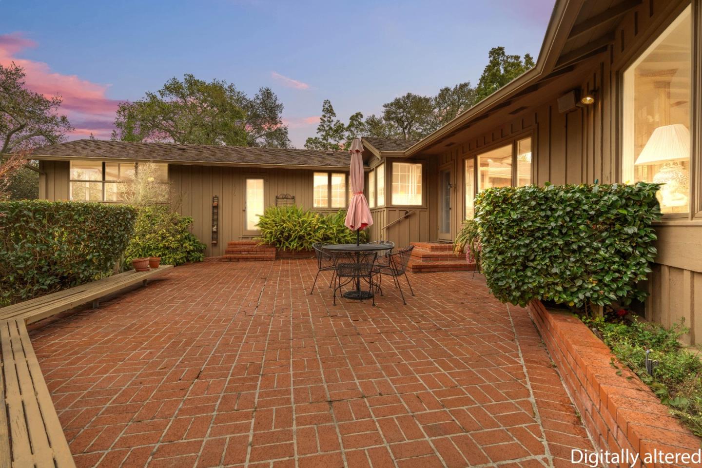 Detail Gallery Image 44 of 61 For 960 Graham Hill Rd, Santa Cruz,  CA 95060 - 2 Beds | 2 Baths