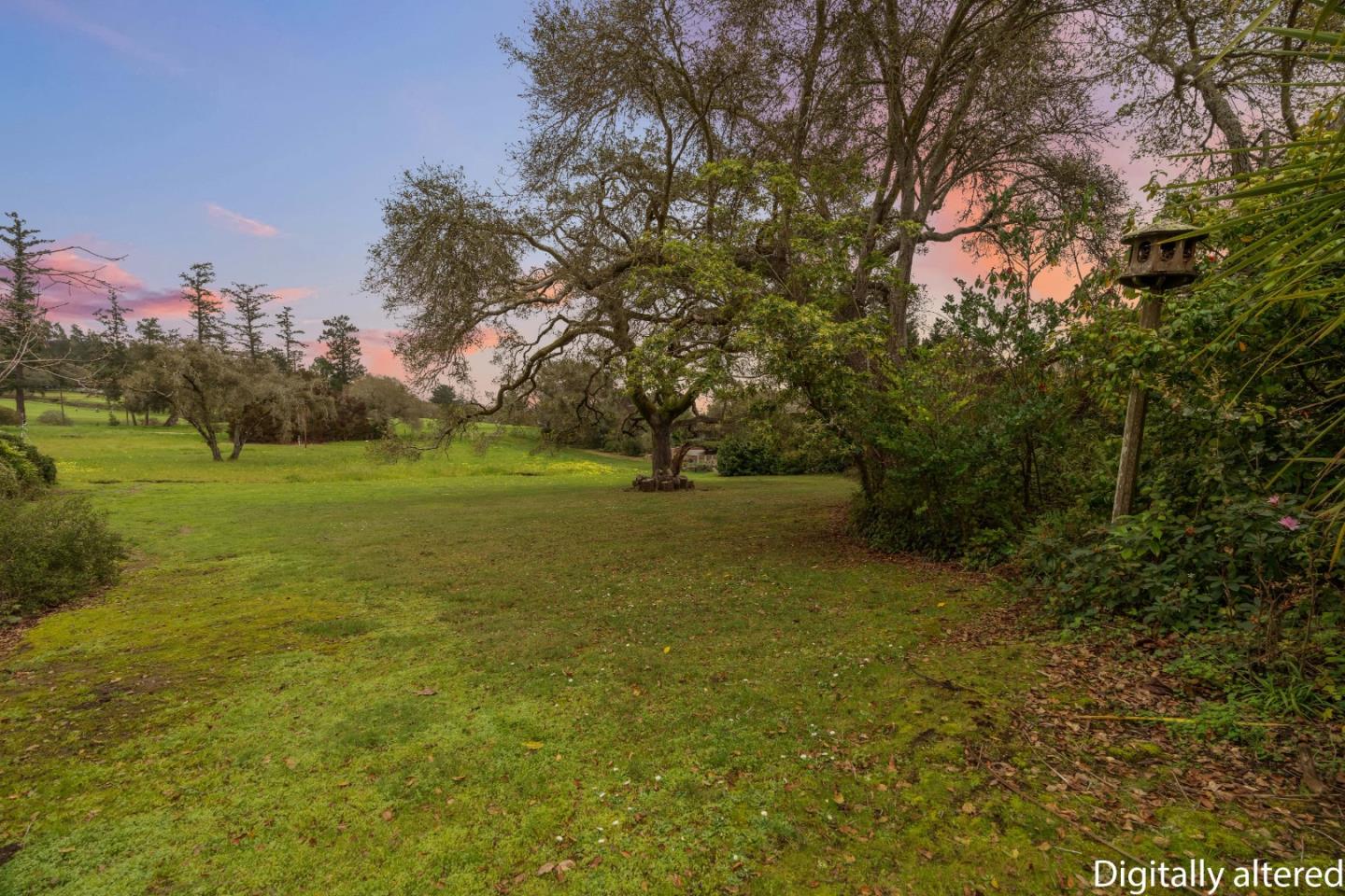 Detail Gallery Image 48 of 61 For 960 Graham Hill Rd, Santa Cruz,  CA 95060 - 2 Beds | 2 Baths