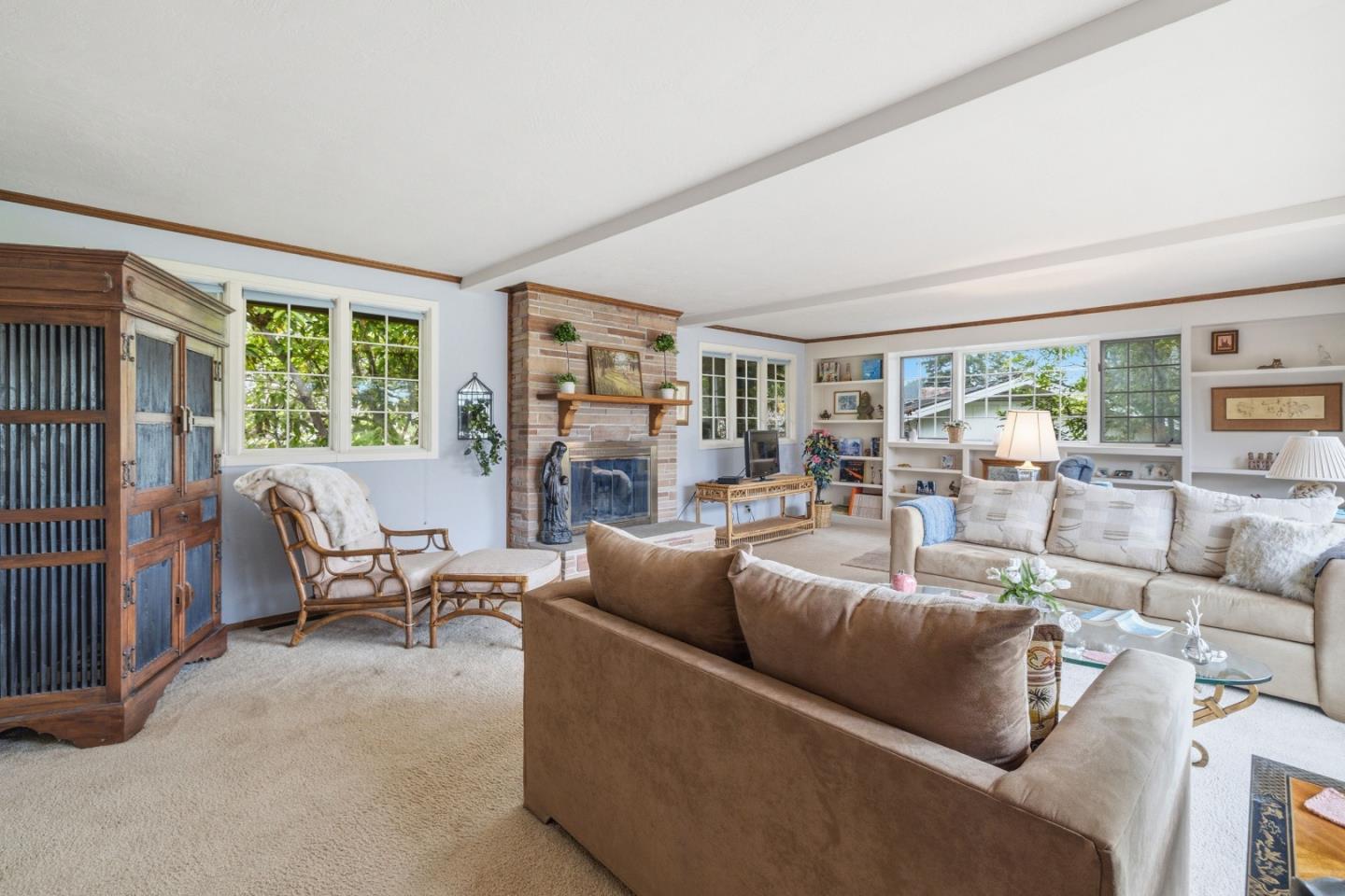 Detail Gallery Image 5 of 61 For 960 Graham Hill Rd, Santa Cruz,  CA 95060 - 2 Beds | 2 Baths