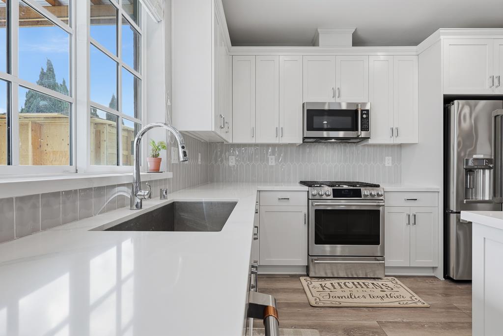 Detail Gallery Image 13 of 56 For 5874 Caleb Ct, Newark,  CA 94560 - 4 Beds | 3/1 Baths