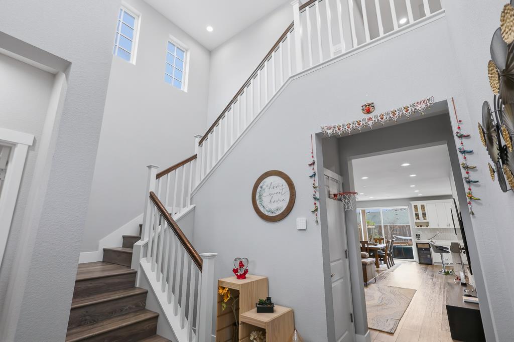 Detail Gallery Image 2 of 56 For 5874 Caleb Ct, Newark,  CA 94560 - 4 Beds | 3/1 Baths