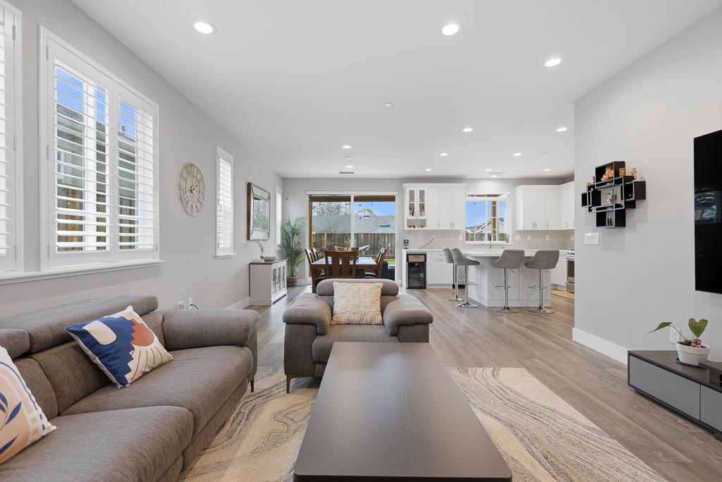 Detail Gallery Image 7 of 56 For 5874 Caleb Ct, Newark,  CA 94560 - 4 Beds | 3/1 Baths