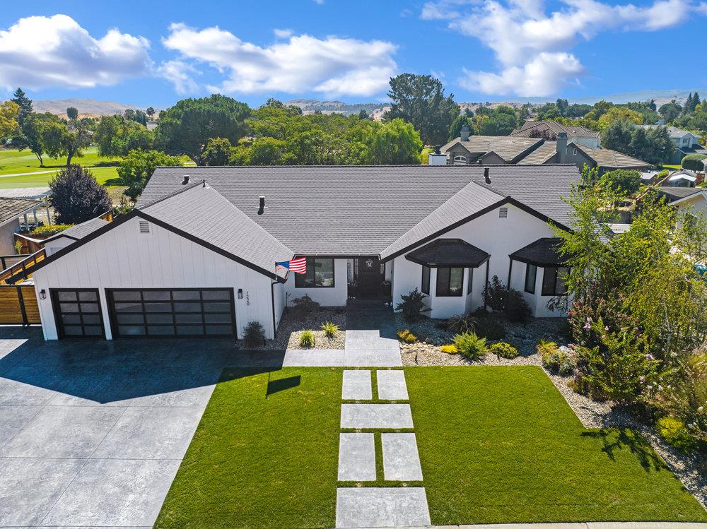 Detail Gallery Image 109 of 119 For 1220 S Ridgemark Dr, Hollister,  CA 95023 - 3 Beds | 3 Baths