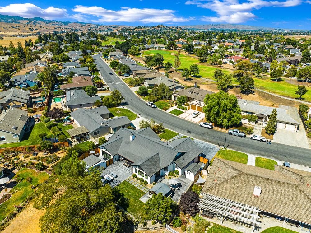 Detail Gallery Image 113 of 119 For 1220 S Ridgemark Dr, Hollister,  CA 95023 - 3 Beds | 3 Baths