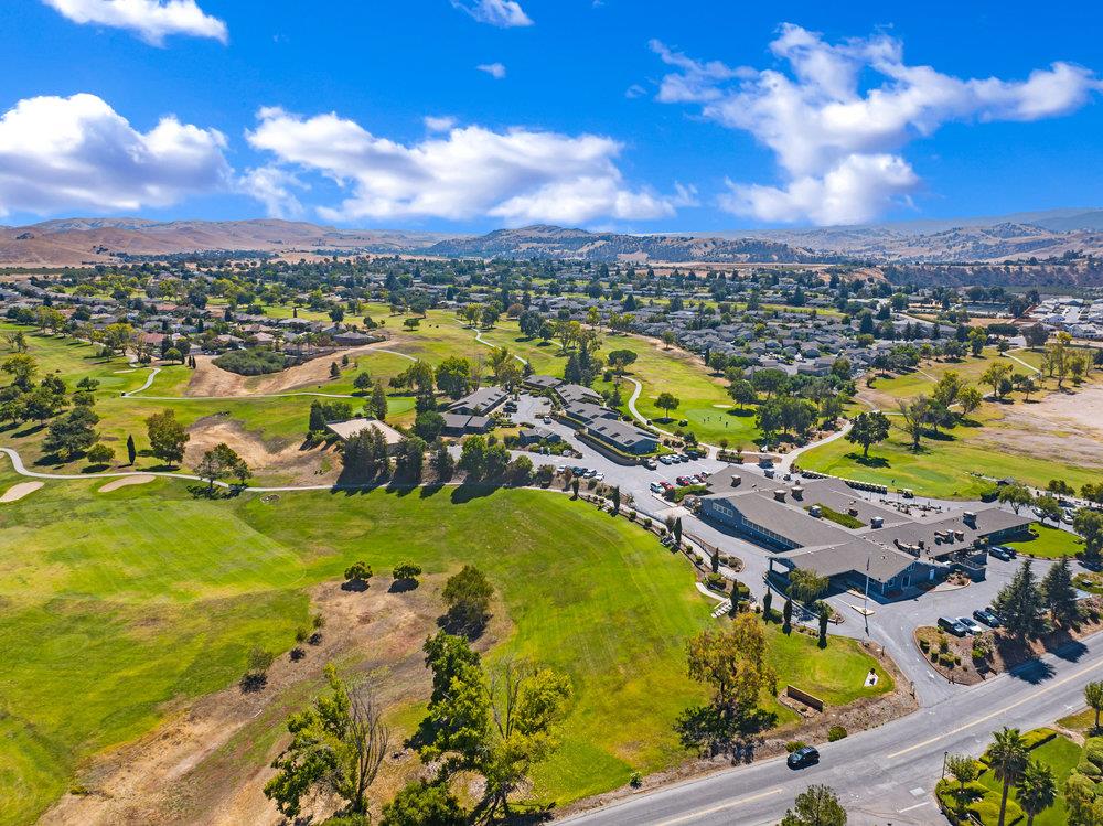 Detail Gallery Image 118 of 119 For 1220 S Ridgemark Dr, Hollister,  CA 95023 - 3 Beds | 3 Baths