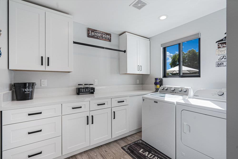 Detail Gallery Image 24 of 119 For 1220 S Ridgemark Dr, Hollister,  CA 95023 - 3 Beds | 3 Baths