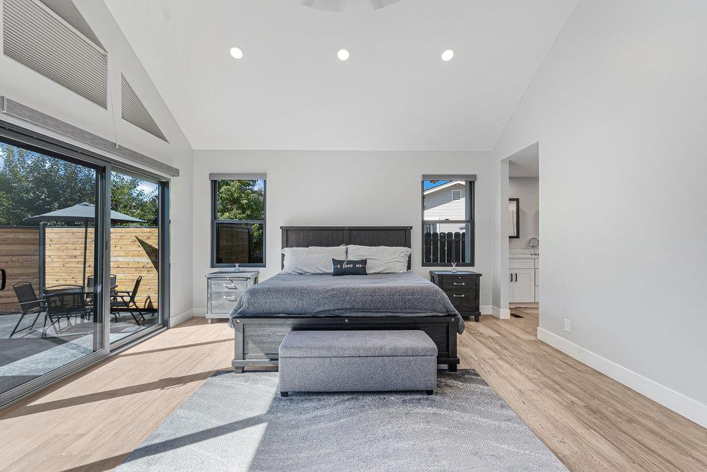 Detail Gallery Image 37 of 119 For 1220 S Ridgemark Dr, Hollister,  CA 95023 - 3 Beds | 3 Baths