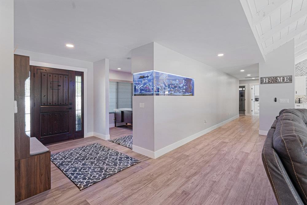 Detail Gallery Image 46 of 119 For 1220 S Ridgemark Dr, Hollister,  CA 95023 - 3 Beds | 3 Baths