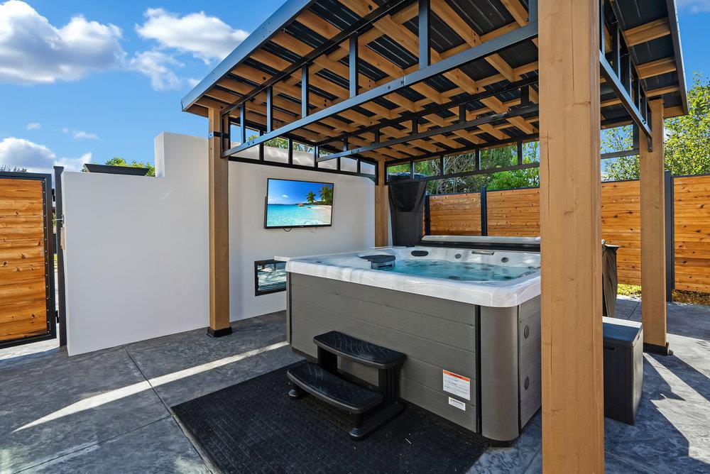 Detail Gallery Image 55 of 119 For 1220 S Ridgemark Dr, Hollister,  CA 95023 - 3 Beds | 3 Baths