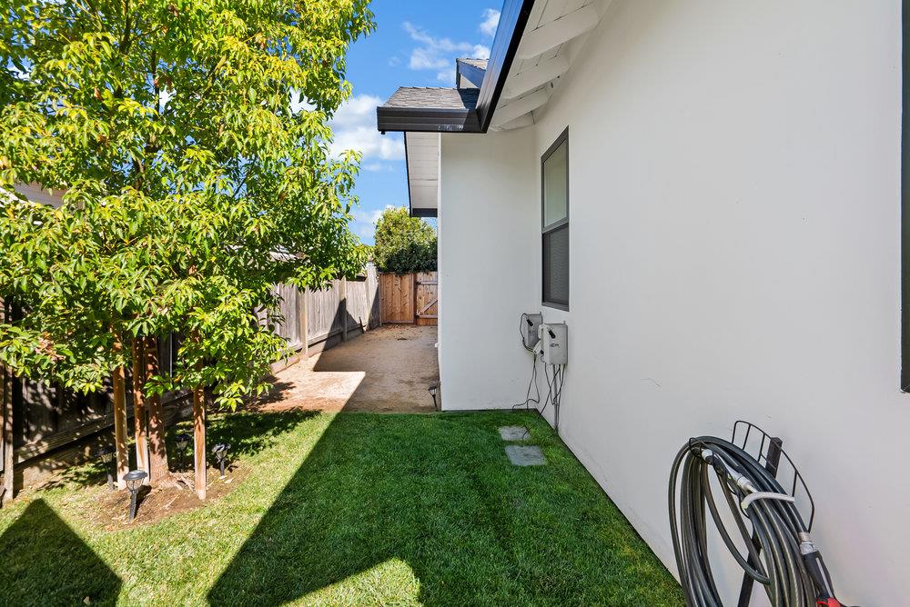 Detail Gallery Image 57 of 119 For 1220 S Ridgemark Dr, Hollister,  CA 95023 - 3 Beds | 3 Baths