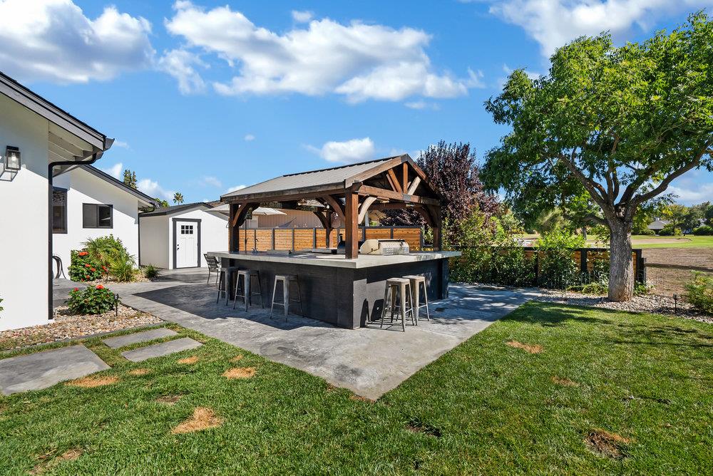 Detail Gallery Image 62 of 119 For 1220 S Ridgemark Dr, Hollister,  CA 95023 - 3 Beds | 3 Baths