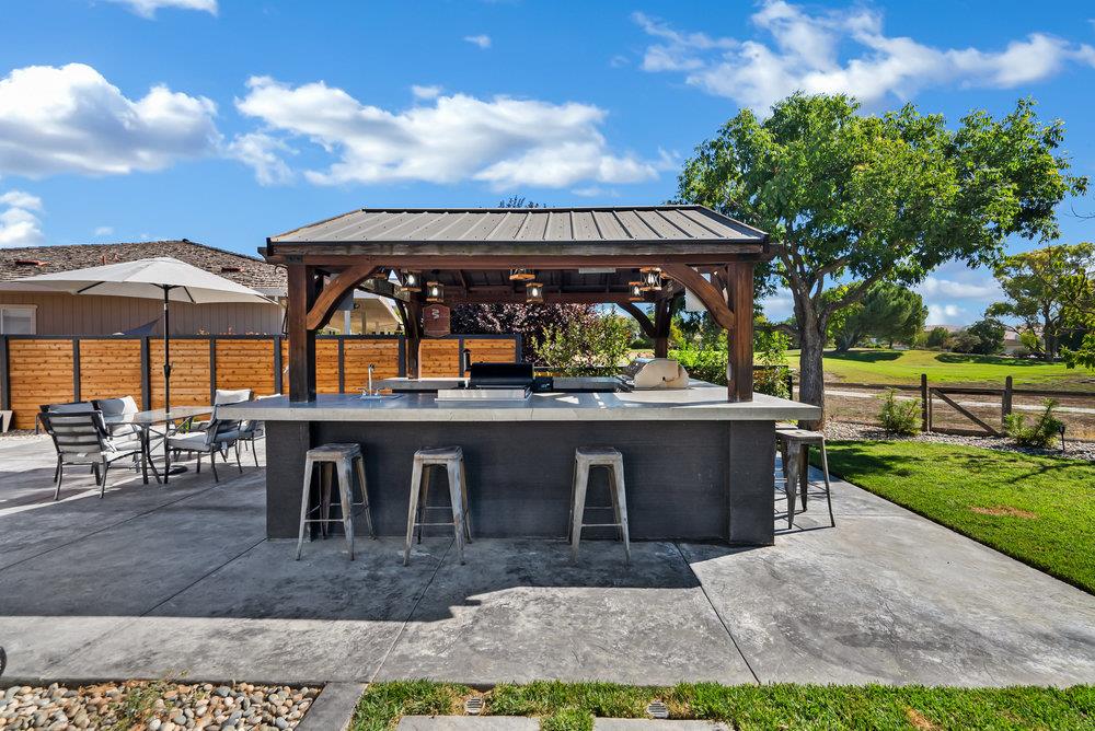 Detail Gallery Image 63 of 119 For 1220 S Ridgemark Dr, Hollister,  CA 95023 - 3 Beds | 3 Baths