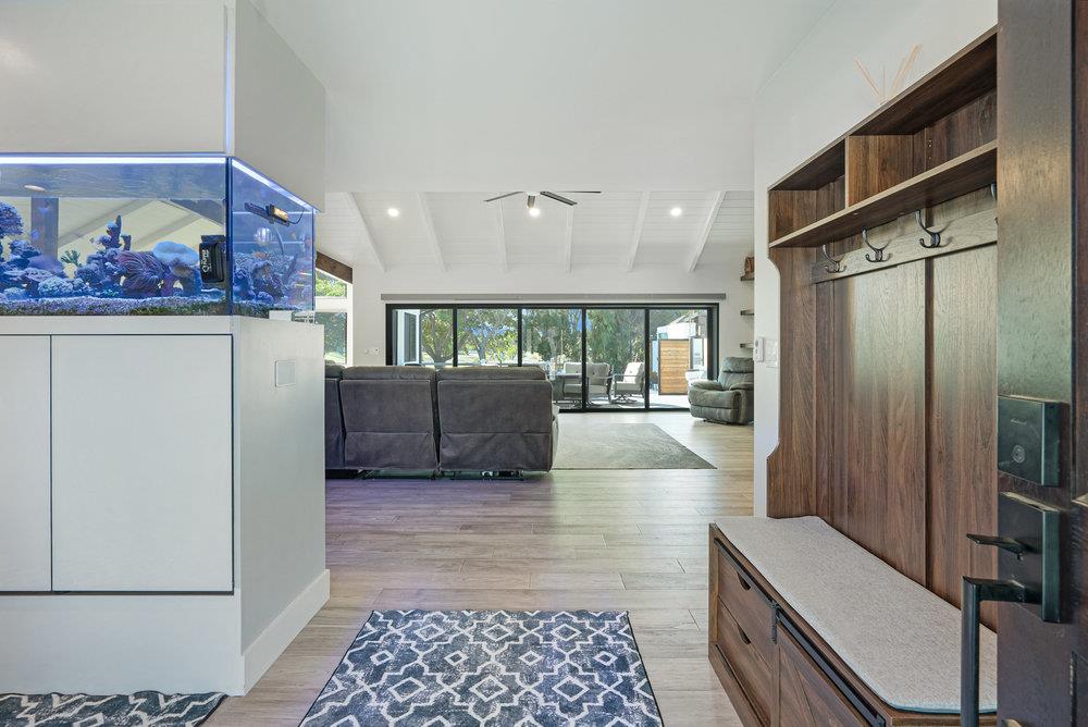 1220 South Ridgemark Drive, Hollister, CA, 95023