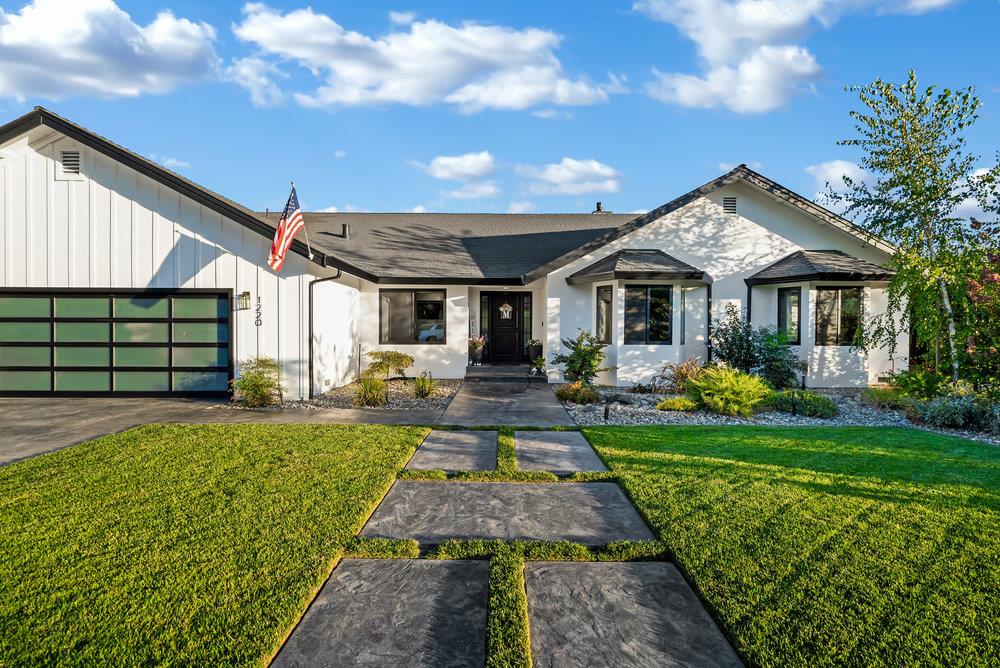 Detail Gallery Image 77 of 119 For 1220 S Ridgemark Dr, Hollister,  CA 95023 - 3 Beds | 3 Baths